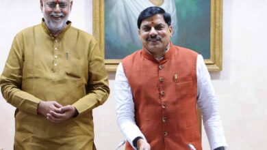 cm with prahlad