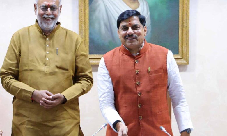 cm with prahlad